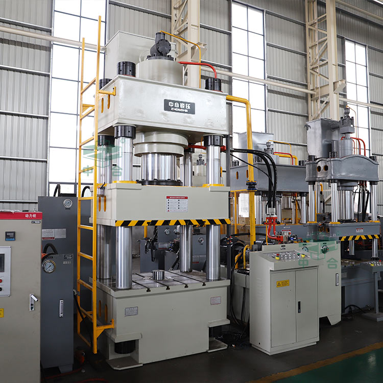 500噸三梁四柱液壓機.jpg 500噸三梁四柱液壓機.jpg