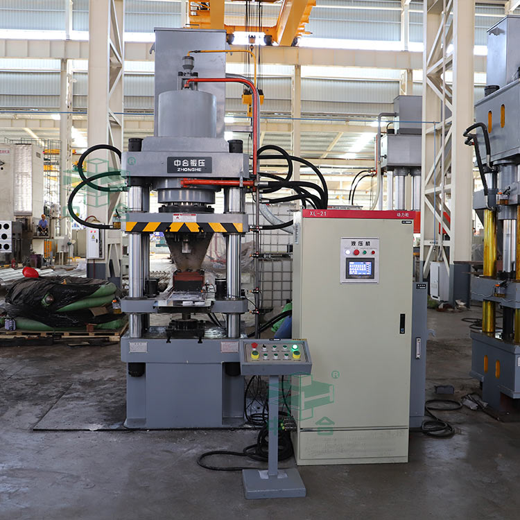 315噸四梁四柱液壓機.jpg 315噸四梁四柱液壓機.jpg