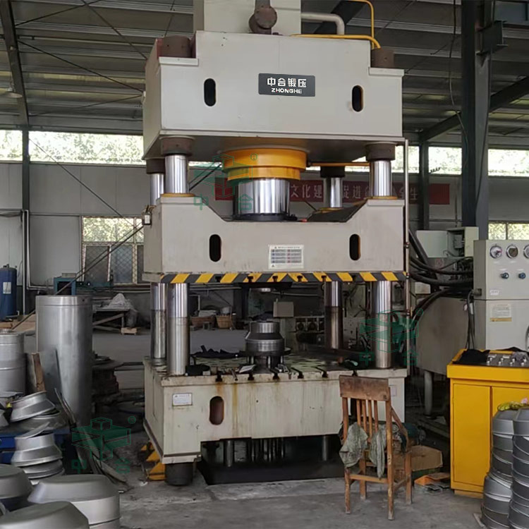 500噸不銹鋼白酒桶拉伸專(zhuān)用液壓機(jī).jpg 500噸不銹鋼白酒桶拉伸專(zhuān)用液壓機(jī).jpg