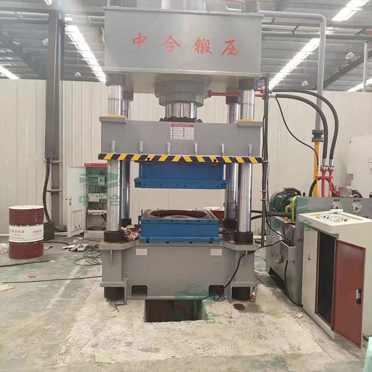 400噸不銹鋼水箱板專(zhuān)用液壓機(jī).jpg 400噸不銹鋼水箱板專(zhuān)用液壓機(jī).jpg