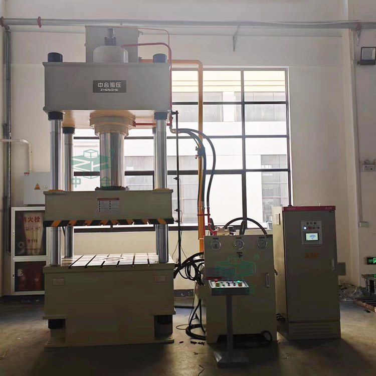 315噸汽車(chē)零部件沖壓液壓機(jī)客戶(hù)現(xiàn)場(chǎng).jpg 315噸汽車(chē)零部件沖壓液壓機(jī)客戶(hù)現(xiàn)場(chǎng).jpg