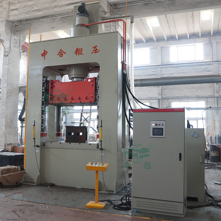 400噸框架式液壓機.jpg 400噸框架式液壓機.jpg