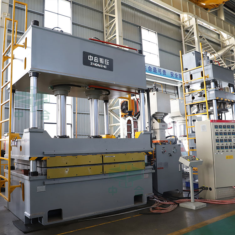 400噸三梁四柱液壓機(jī).jpg 400噸三梁四柱液壓機(jī).jpg