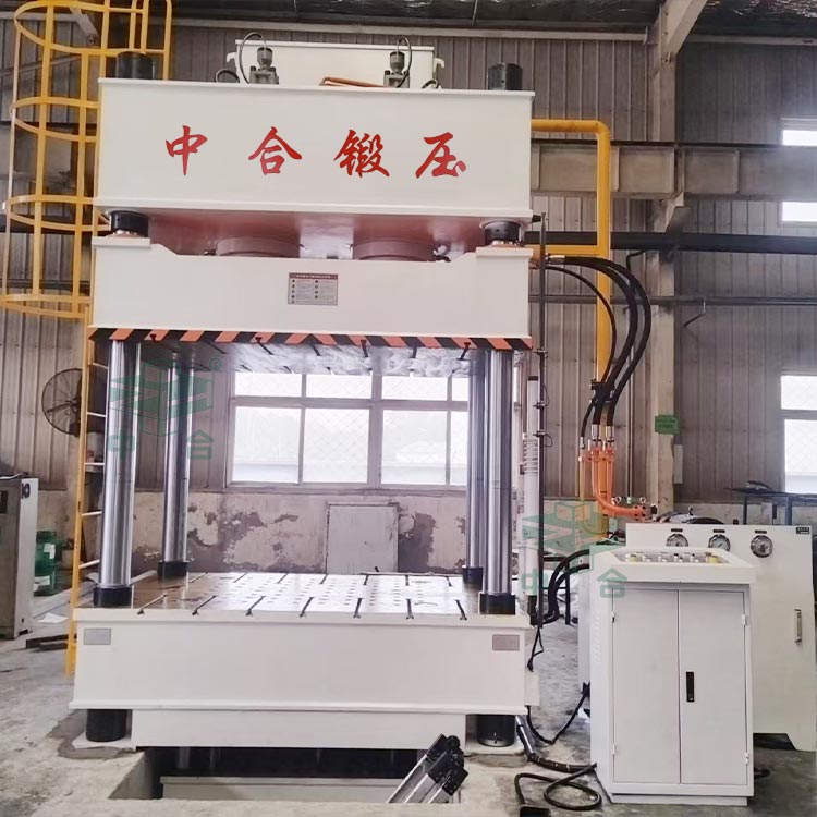 500噸拖拉機(jī)配件拉伸液壓機(jī).jpg 500噸拖拉機(jī)配件拉伸液壓機(jī).jpg