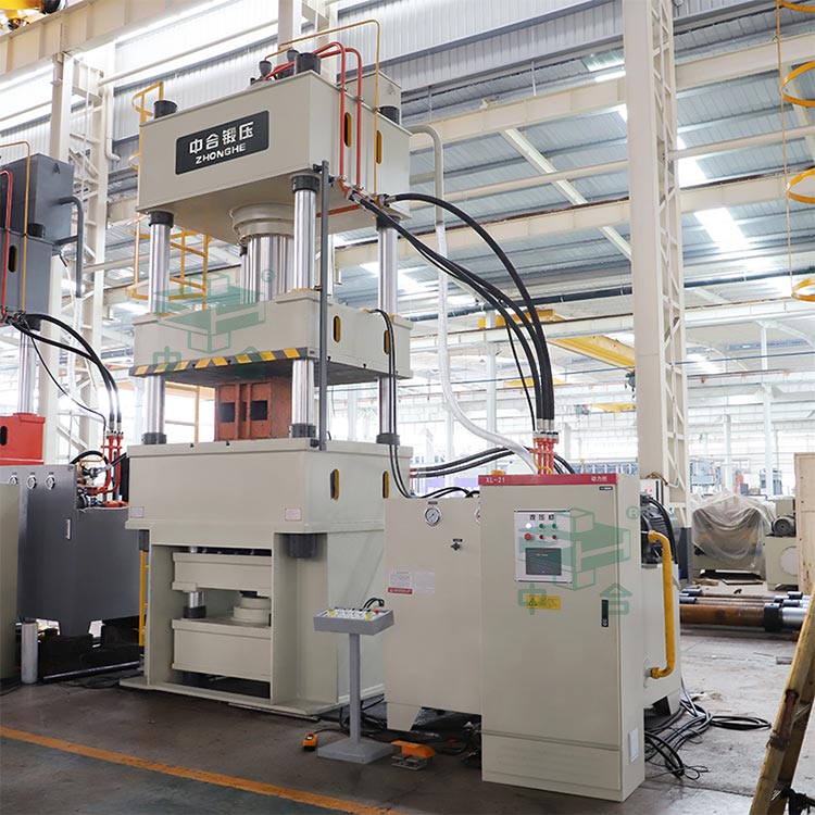 500噸三梁四柱液壓機(jī)帶液壓墊.jpg 500噸三梁四柱液壓機(jī)帶液壓墊.jpg