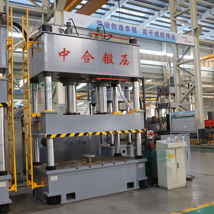 315噸四柱液壓機(jī).jpg 315噸四柱液壓機(jī).jpg