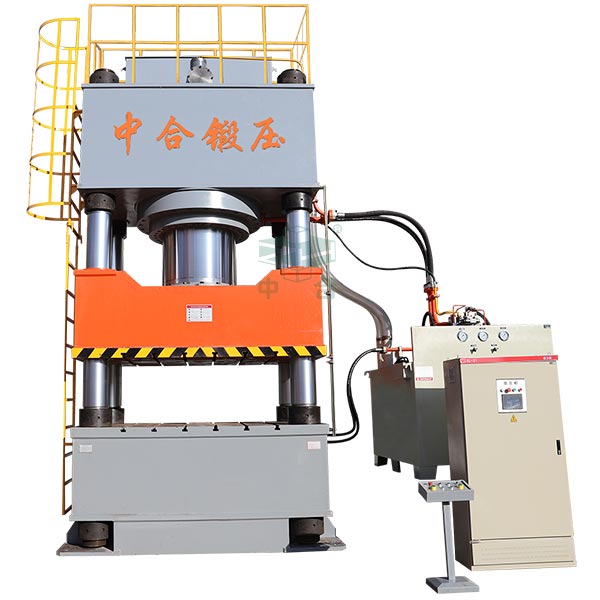 2000噸四柱液壓機.jpg 2000噸四柱液壓機.jpg