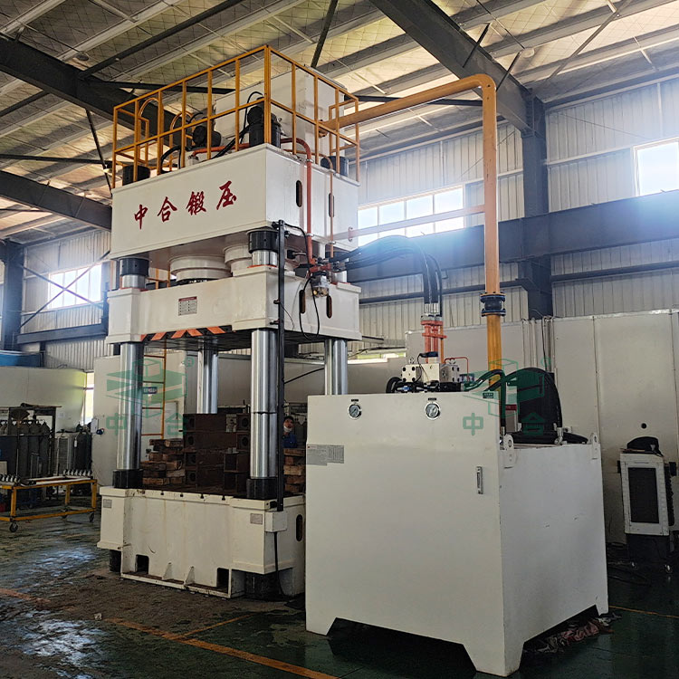 1250噸四柱液壓機(jī).jpg