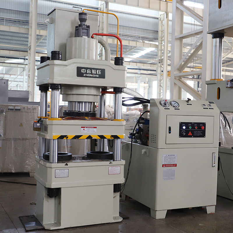 200噸四柱液壓機(jī)車(chē)間現(xiàn)貨