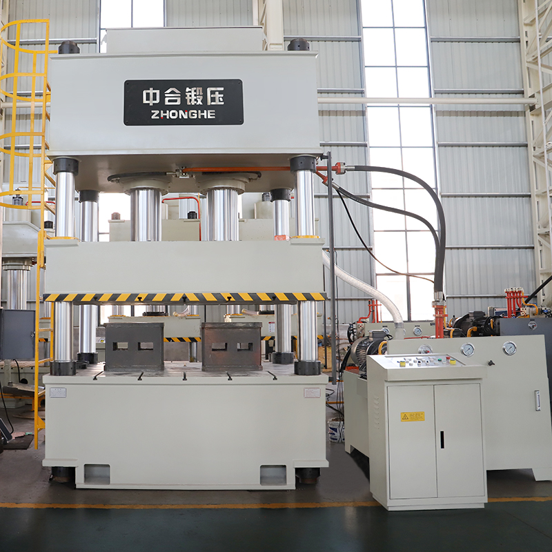 500噸三梁四柱液壓機(jī) 500噸三梁四柱液壓機(jī)