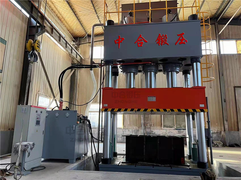 汽車(chē)配件成型液壓機(jī) 汽車(chē)配件成型液壓機(jī)