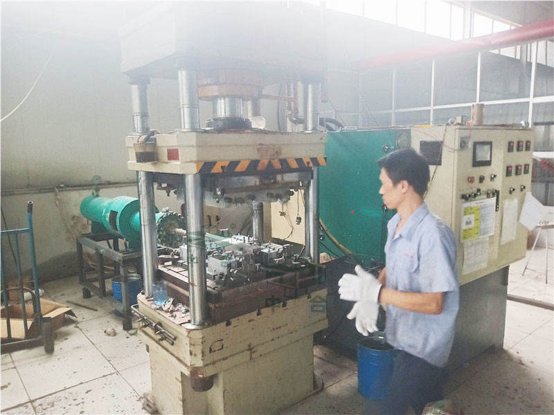 絕緣材料成型液壓機(jī) 絕緣材料成型液壓機(jī)