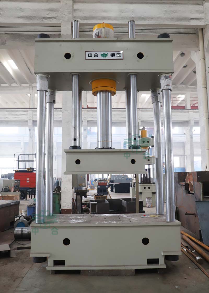 兩梁四柱液壓機(jī)-物液分離壓榨機(jī)-污泥高壓脫水設(shè)備(圖3) 兩梁四柱液壓機(jī)-物液分離壓榨機(jī)-污泥高壓脫水設(shè)備(圖3)