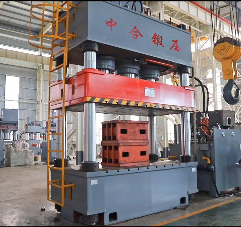 1500噸三梁四柱液壓機的參數(shù)、價格(圖2)