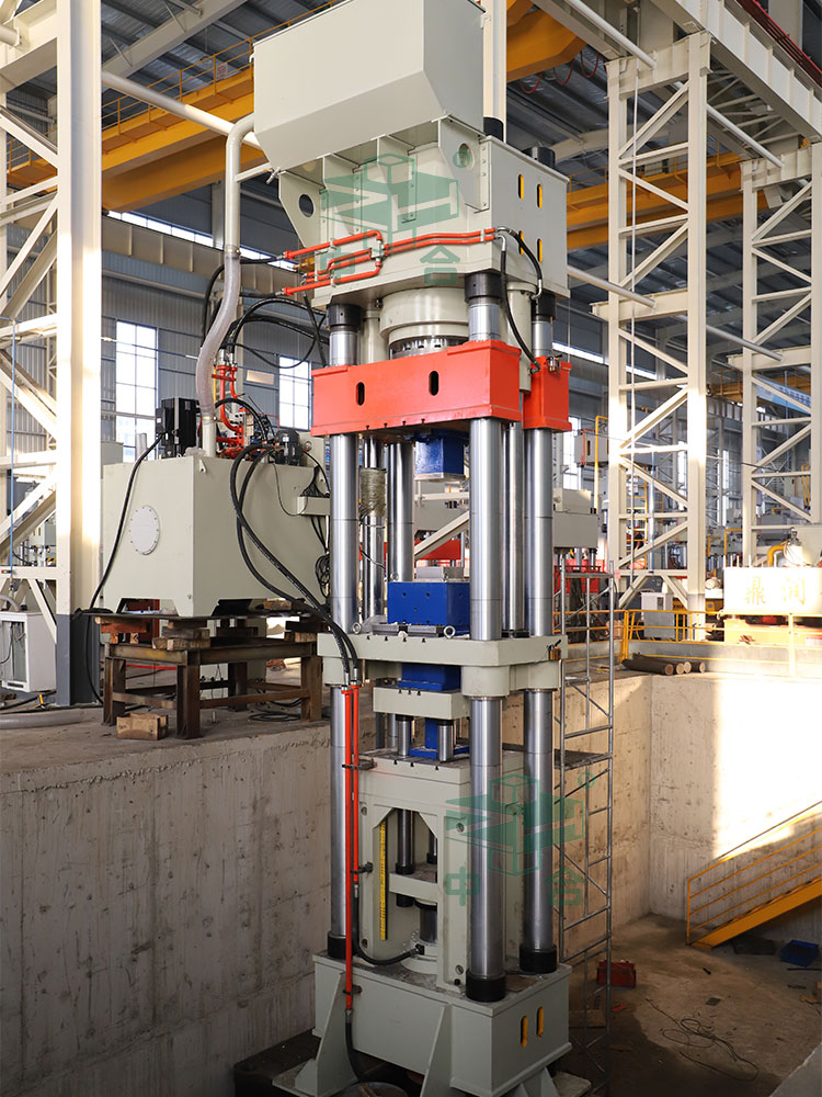 客戶定制1000噸莫來石匣缽液壓機試機 客戶定制1000噸莫來石匣缽液壓機試機